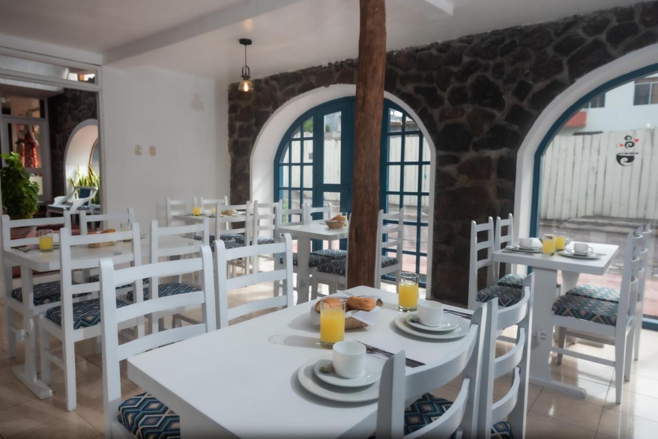 Hostal North Seymour Пуерто Айора Екстериор снимка