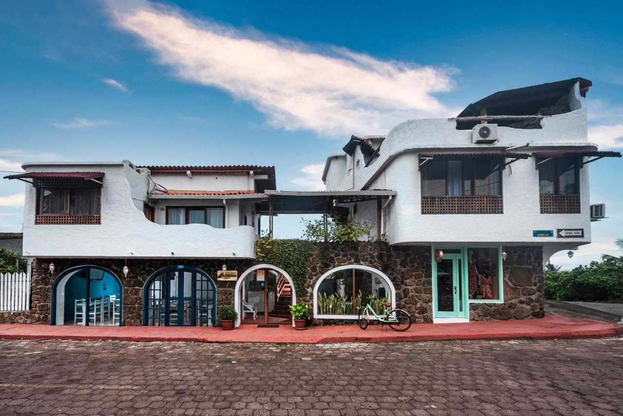 Hostal North Seymour Пуерто Айора Екстериор снимка
