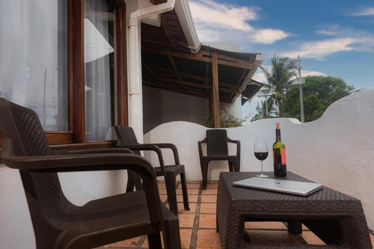 Hostal North Seymour Пуерто Айора Екстериор снимка